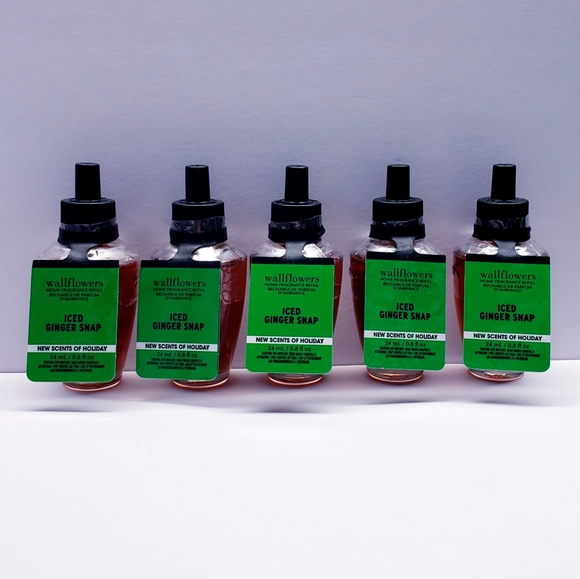Bath & Body Works ICED GINGER SNAP Wallflowers Fragrance Refill (5 pack) - Picture 3 of 4